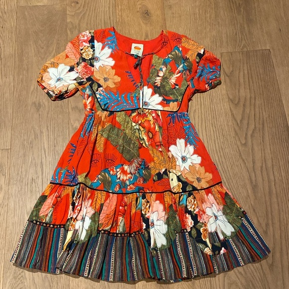 FARM Rio Dresses & Skirts - Farm Rio Bordado Flores Tropical Red
Mini Dress